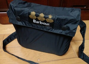 使用少　美品　Barbour　バブアー　サコッシュ　ショルダーバッグ　ミニショルダー　ナイロン　黒　ブラック