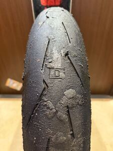 中古MCタイヤ 2023年製造 PIRELLI DIABLO SUPERCORSA V4 SC1 120/70R17 ピレリ ディアブロ スーパーコルサ 120 70 17 1723 K5801