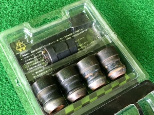 【I-472】● 中古品 ● tpr ホイールロック / C726445(33L)XSF-BC-2KEY ● ナット M12×1.5×33mm ●