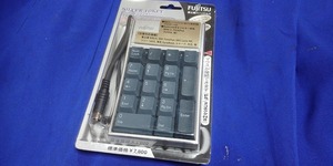 富士通　SILVER　10KEY　　FKB8578GTSV