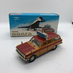 ソ連 製 ミニカー 1/43 made in Ussr 飛行機 先導車 エアポート 現状品 1円〜