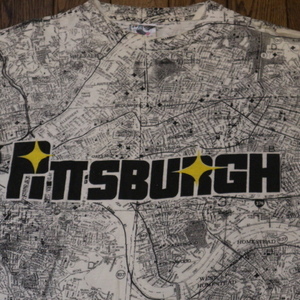 90s PITTSBURGH ピッツバーグ 両面総柄プリント Tシャツ XL USA ペンシルバニア州 マップ 地図 イラスト スーベニア ヴィンテージ