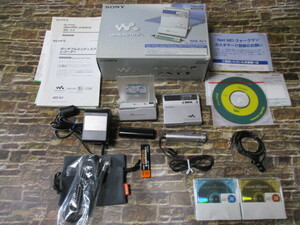 送料無料！SONY Net MDウォークマン MZ-N1 MDLP 録音・再生 MDプレーヤー WALKMAN ・完動品及び付属品完備・PC対応