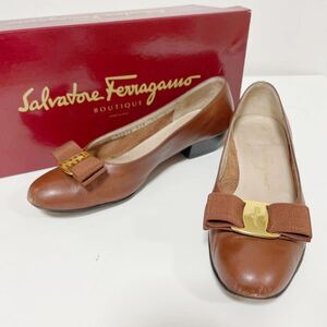 Salvatore Ferragamo サルヴァトーレフェラガモ ヴァラ リボン パンプス 5 1/2 C ブラウン 12018 中古