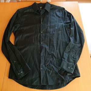 H&M 衿キーパー付きレギュラーカラーシャツ BLACK 