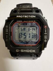 G-SHOCK DW-5600系のGMW-B5000TVA風カスタムキット メタルベゼルとベルトのセットです。 互換品のベゼル・ベルト未使用品