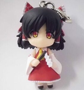 中古フィギュア 博麗霊夢(東方Project) ねんどろいどぷらすチャーム 「PSPソフト ねんどろいど じぇねれ～しょん」て