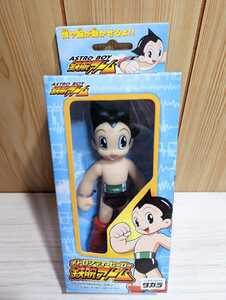 新品★廃盤　鉄腕アトム　メトロシティヒーロー　ASTROBOY　ソフビフィギュア　ソフトフィギュア　手塚治虫