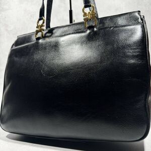 1円 Salvatore Ferragamo フェラガモ A4収納 肩掛け トートバッグ メンズビジネス ガンチーニ金具 レザー 黒 ブラック ダブルガンチーニ