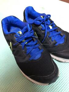 5.8 スニーカー NIKE 26.5CM 