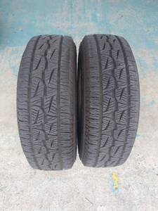 ブリヂストン DUELER A/T 225/70R16 103S バリ山　２本　１本釘刺さってます。ホワイトレター