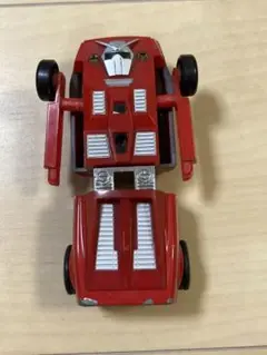 元祖トランスフォーマー？　1984 フェラーリ　レトロ　おもちゃ　玩具　当時物