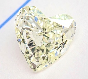 【１００円～】VS1！0.572ｃｔ 天然ダイヤ VERY LIGHT YELLOW（ナチュラルカラー）HS