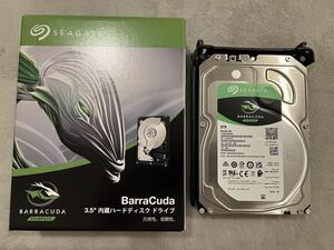 [電源投入20回未満 通電時間4000時間台]Seagate 3.5インチ 8TB 内蔵ハードディスク HDD 6Gb/s 256MB 5400rpm ST8000DM004 