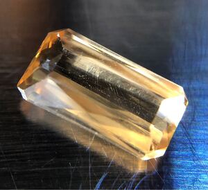 非加熱　天然イエロージルコン 1.45 Ct カラット