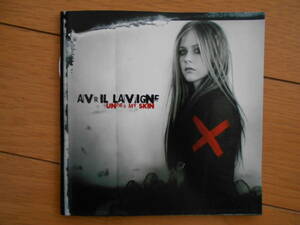 AVRIL　LAVIGNE　UNDER　MY　SKIN　クリックポスト１８５円