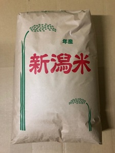 ※即決※ 令和6年　新潟産コシヒカリ　玄米３０kg　 ※生産農家直販 ※玄米用保冷庫保管品