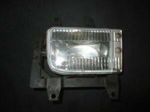 ■BMW E30 後期 フォグランプ 右 中古 63171385946 63171386040 部品取あり フォグライト ホルダー サポート ブラケット 318 320 323 325■