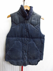 Rocky Mountain Featherbed　ロッキーマウンテン　羊革レザーヨーク仕様コーデュロイ地ダウンベスト　メンズ36 紺 ダウンジャケット01246