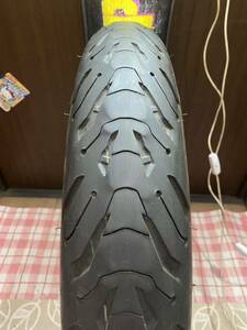 中古MCタイヤ 2022年製造 MICHELIN 2CT+ ROAD6 120/70ZR19 ミシュラン ロード6 120 70 19 0322 K4841