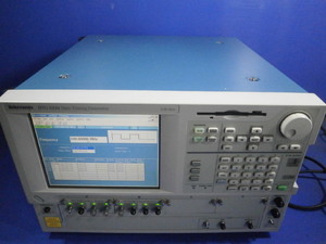 Tektronix DTG5334 Data Timing Generator 3.35Gb/s