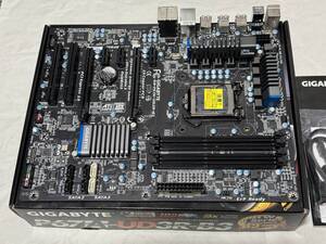 GIGABYTE P67A-UD3R-B3、Intel Core i7-2600K、UMAX DDR3-1600 8GB（4GBx2）一式