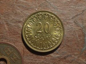 チュニジア　20Millim　黄銅　1993年　KM#307　(22.1mm, 4.5g)