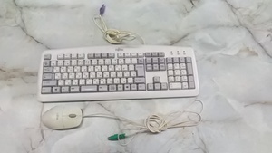 富士通　FUJITSU　純正キーボード＆マウス　PS/2　中古