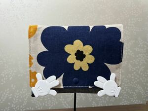 ●ハンドメイド●花柄　移動ポケット　クリップつき　スナップ開閉 紺色②