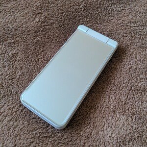 SoftBank AQUOSケータイ2 601SH ホワイト SIMロック解除済