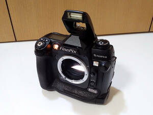 【 動作品 / ジャンク 】 FUJIFILM FinePix S3 Pro DSLR Digital Camera for Nikon F-Mount 富士フイルム 一眼レフ デジタルカメラ