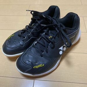 YONEX ヨネックス パワークッション バドミントンシューズ　65Z 24.0cm