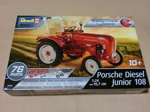 ドイツ レベル 1/24 トラクター ポルシェ ディーゼル ジュニア 108 Porsche Diesel Junior REVELL 07820