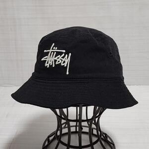 ステューシー STUSSY バケハ バケットハット ブランドロゴ 刺繍 帽子 黒