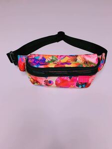 レスポートサック LeSportsac 蜷川実花 限定 コラボ ウエストポーチ ボディーバッグ ゴルフ アウトドア ジョギング 登山 ノルディック 旅行