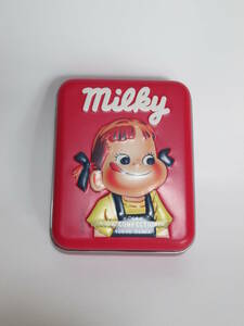 *　不二家　ペコちゃん　復刻　ミルキー缶　空缶　milky　エンボス加工 2001年 【 郵便定形外 全国一律210円 利用可能 】食品のパッケージ