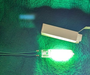 ＬＥＤ 白色超高輝度ＬＥＤ電球電圧110V12Wとても明るいです発熱も少ない送料全国一律ゆうメール１８０円