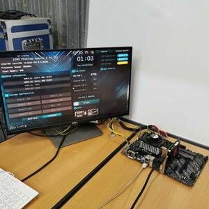 ASRock Z390 Phantom Gaming 4/ATXマザーボード/(LGA1151)INTEL第8,9世代CPU対応/PCパーツ 自作PC DIY 修理材料★通電BIOS確認のみ