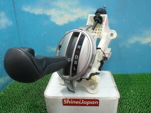 ★　GE6　ホンダ　フィット　シフトゲート　シフトレバー　シフトノブ付　黒　350150JJ