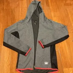 adidas メンズ薄手トップス　XS