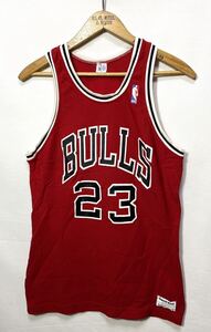 ■ 80s 90s ビンテージ USA製 sand Knit NBA BULLS ブルズ #23 バスケ ユニフォーム タンクトップ MEDIUM レッド アメカジ ストリート ■