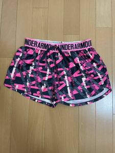 美品　UNDER ARMOUR ショートパンツ ジョギングフィットネス　サイズYXL