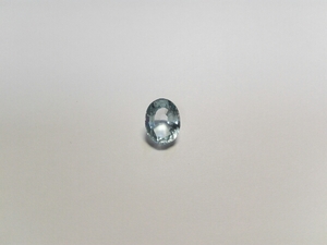 コロンビア原産 天然　アクアマリン　4.25CT　4510