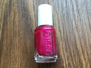 レア新品●essie ●791　Sure Shot　 　5ｍｌミニサイズ　補償付き　　在庫僅か　エッシー　廃盤　匿名発送