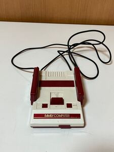 中古　Nintendo ニンテンドー ニンテンドークラシックミニ ファミリーコンピュータ CLV-101 本体　 任天堂 ゲーム