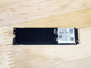 SAMSUNG SSD M.2 NVMe 256GB MZVLQ256HBJD - 中古