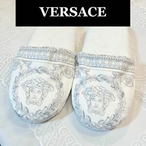 Versace ヴェルサーチ バロックスリッパ　メドューサホワイト