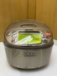 RE1364 ZOJIRUSHI 象印 圧力IH炊飯ジャー NP-JA10 通電確認済み 現状品 1223