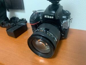  Nikon D800 SB-800 MB-12 28-200レンズ　セット