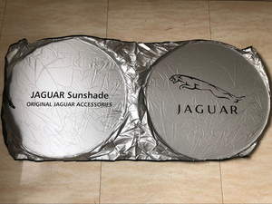 ジャガー JAGUAR 遮光　日焼け防止　折りたたみフロント風防車のサンシェード 自動車 ロゴ付き 吸盤なし　軽量 カーサンシェード